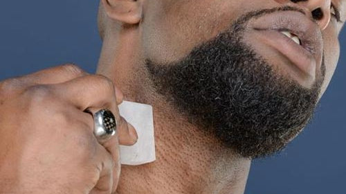 Comment arrêter le saignement d'une coupure de rasage ?