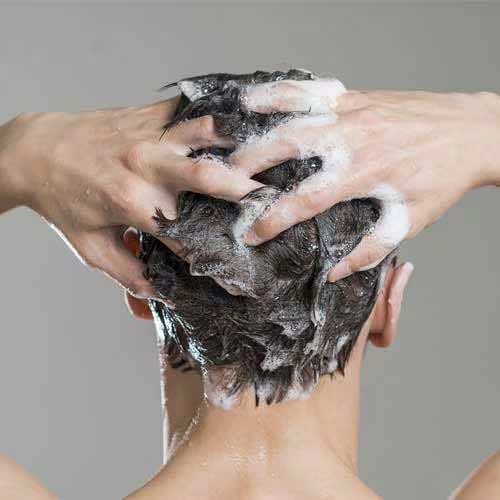 Comment réparer les cheveux abîmés et secs ?